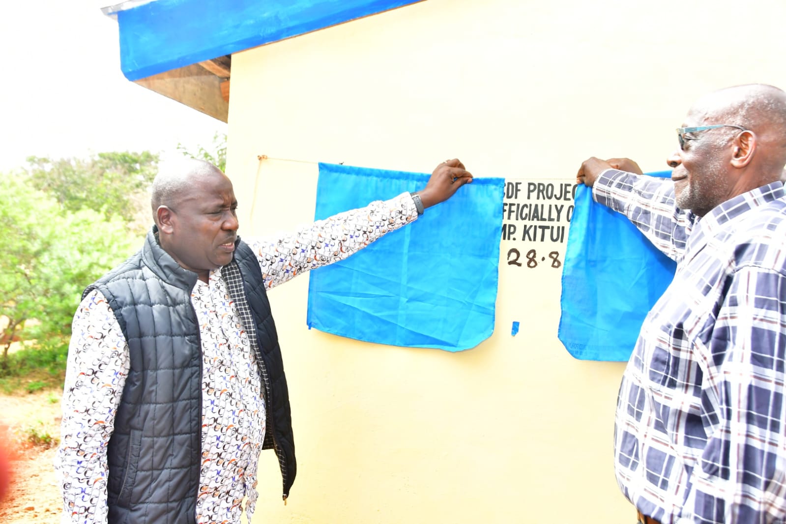 Makali Mulu Tours Miambani Ward, Commissions Key Development Projects