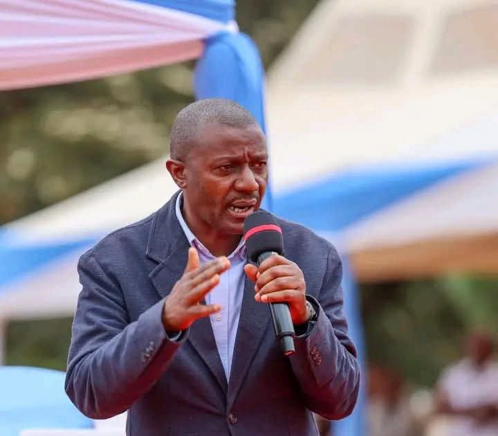 Maanzo Faces Public Backlash in Mbooni After Assistant Chief Challenges ID Card Rigging Claims.
