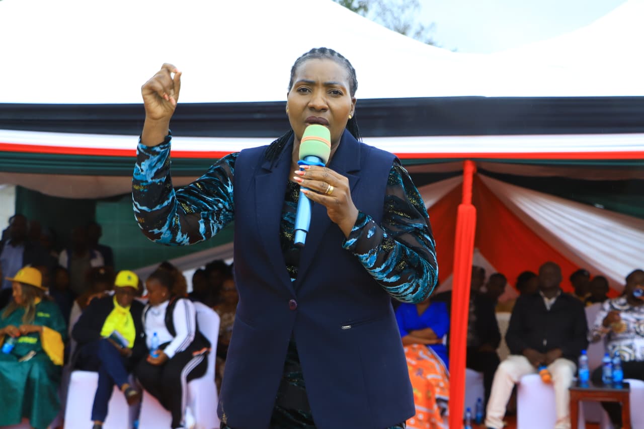“Don’t be selfish to your party leader!”: Rachael kaki Nyamai  tears into senator kiio wambua over Ruto’s ukambani road projects